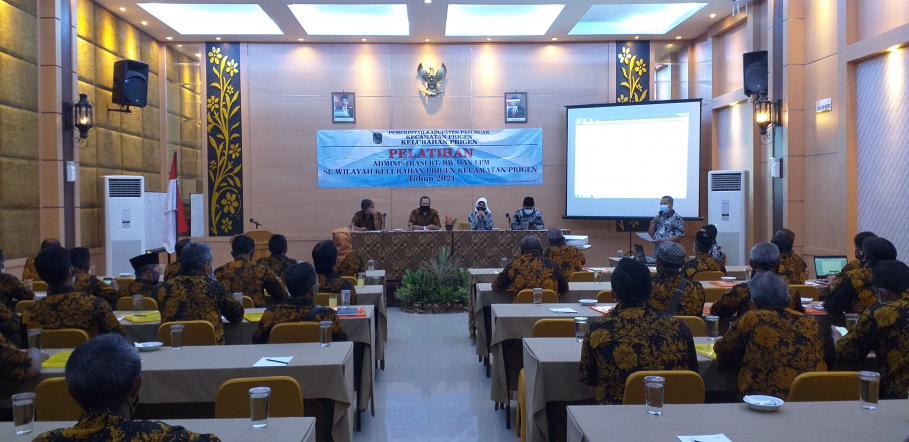 Pelatihan Adminitrasi RT RW dan LPM